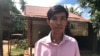 រូបឯកសារ៖ ចៅសង្កាត់ដែលទើបតែជាប់ឆ្នោតថ្មីនៅសង្កាត់សាលាកំរើក ក្រុងសៀមរាប ខេត្តសៀមរាប លោក ជិន សុខង៉េង។(វីន ធីតា/VOA)