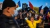 Ribuan Protes Pembatasan COVID-19 di Romania