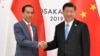 Presiden Joko Widodo dalam pertemuan dengan Presiden China Xi Jinping di sela KTT G20 di Osaka, Jepang hari Jumat (28/6). (Foto: Biro Setpres RI)