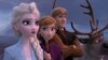 Gambar ini dirilis oleh Disney, menunjukkan Elsa dan Anna dalam sebuah adegan dari film animasi, "Frozen 2." (Foto: Disney via AP)