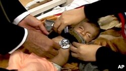 نمونیا میں مبتلا بچوں کا گھر میں علاج ممکن