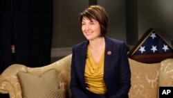 Anggota DPR Amerika, Cathy McMorris Rodgers, saat latihan pidato untuk menanggapi pidato kenegaraan Obama (28/1). (AP/Susan Walsh)