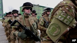 Tentara Georgia saat bertolak menuju Afghanistan dari Tbilisi, Georgia. (Foto: dok).