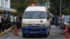 Ambulans tiba di kamar mayat rumah sakit di Seremban, Negeri Sembilan, Malaysia, Selasa, 13 Agustus 2019. 