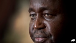 François Bozize s'adresse aux médias au palais présidentiel de Bangui, en République centrafricaine, le mardi 8 janvier 2013.