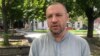 ARHIVA - Vuk Cvijić, novinar NIN-a, govori za Glas Amerike 27. jula 2021.