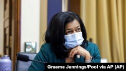 ARHIVA - Članica Predstavnčkog doma Pramila Jayapal iz države Washington.