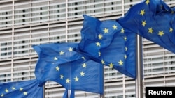 벨기에 브뤼셀에 있는 유럽연합(EU) 집행위원회 본부 앞에 EU기가 게양돼있다. (자료사진)
