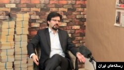 یاشار سلطانی، مدیر مسئول معماری نیوز اکنون در بازداشت به سر می‌برد.