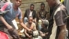 La France va suspendre les adoptions d'enfants en RDC