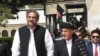 Pakistani PM Holds Crucial Talks With Afghan Leaders in Kabul