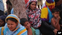 Keluarga Muslim Rohingya di tempat penampungan sementara di Kalindi Kunj, New Delhi, India (foto: dok). 