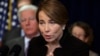 Jaksa negara bagian Massachusetts Maura Healey mengumumkan gugatan hukum terhadap Presiden Donald Trump di Boston, hari Selasa (31/1). 