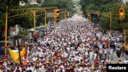 Hommage aux victimes de la violence lors des manifestations contre le président Nicolas Maduro, Caracas, Venezuela, le 22 avril 2017.
(REUTERS/Christian Veron)