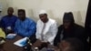 Un accord a été trouvé pour stopper la grève des syndicats de la santé, à Bamako, Mali, le 16 avril 2017. (VOA/Kassim Traoré)