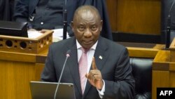 Le président sud-africain Cyril Ramaphosa s'adresse au Parlement sud-africain le 22 mai 2019 à Cape Town.