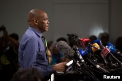 African National Congress (ANC) Secretary-General Ace Magashule and members of the ANC National Executive Committee address a media conference in Johannesburg, South Africa, Feb. 13, 2018.