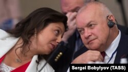 RT’s Editor-in-Chief Margarita Simony and presenter of a Russian TV channel Dmitry Kiselyov attend the 3rd Russia-China Media Forum in Moscow, July 4, 2017.