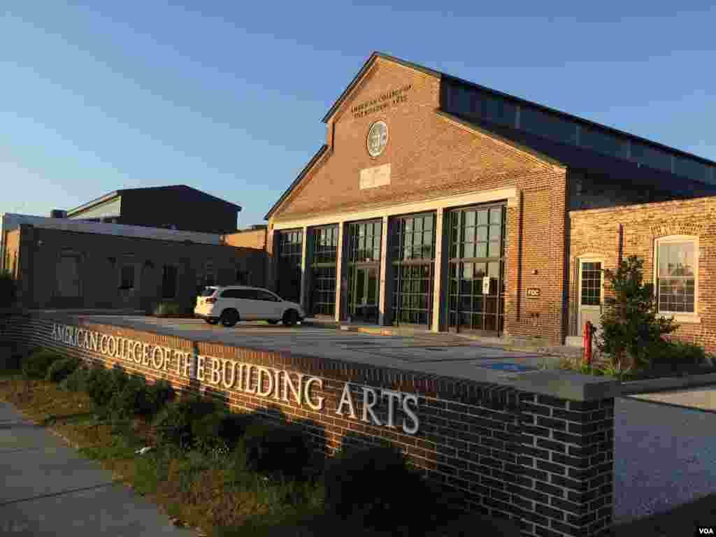 The American College of the Building Arts is housed in an old trolly barn, Charleston, S.C., Sept. 17, 2019. (J. Taboh/VOA News)