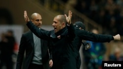 Leonardo Jardim fête la victoire de son équipe face à Manchester, le 15 mars 2017.