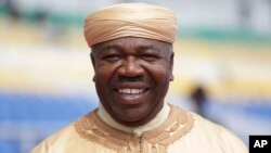 Le président Ali Bongo est en visite au stade de l'Amitié, à Libreville, le 13 janvier 2017.