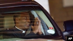 Anglican Archbishop Thabo Makgoba of the Anglican Church of Southern Africa departs Mediclinic Heart Hospital where Nelson Mandela staying, Pretoria, June 25, 2013.