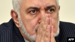 Menteri Luar Negeri Iran Mohammad Javad Zarif menghadiri pertemuan dengan mitranya dari Armenia di Yerevan, 27 Januari 2021. (Foto: AFP)