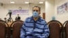Jamshid Sharmahd menghadiri sidang pengadilan di Teheran, Iran Minggu (6/2). 