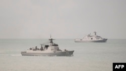 Kapal angkatan laut China memasuki Laut Coral melewati Selat Torres, 18 Februari 2022. (Departemen Pertahanan Australia/Handout via REUTERS) 