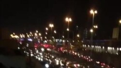 Drivers honk their horns on Azadi 