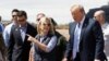 Kirstjen Nielsen et le président américain Donald Trump lors d'une visite d'une section du mur à la frontière avec le Mexique.
