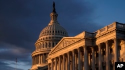 Gedung Capitol tampak di Washington pada Jumat pagi, 8 November 2019.