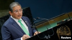 Menteri Luar Negeri Kedua Brunei Erywan Pehin Yusof berpidato pada sesi ke-74 Majelis Umum PBB di markas besar PBB di New York City, New York, AS, 30 September 2019. (Foto: REUTERS/Brendan McDermid)