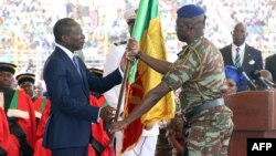 Patrice Talon a prêté serment à Porto-Novo le 6 avril 2016.