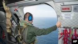 Tim pencari Perancis menyusuri Samudera Hindia untuk mencari kepingan pesawat Malaysia Airlines MH370 (foto: dok).