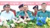 উত্তরার আজমপুরে বাস কাউন্টার ও ই-টিকিটিং ব্যবস্থা'র উদ্বোধনী অনুষ্ঠানে সাংবাদিকদের সঙ্গে ডিএমপি কমিশনার মো. সাজ্জাদ আলী। ৬ ফেব্রুরারি, ২০২৫।