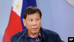 Presiden Filipina Rodrigo Duterte di Istana Malacanang, Manila, 24 Agustus 2021. (King Rodriguez/ Malacanang Presidential Photographers Division via AP)