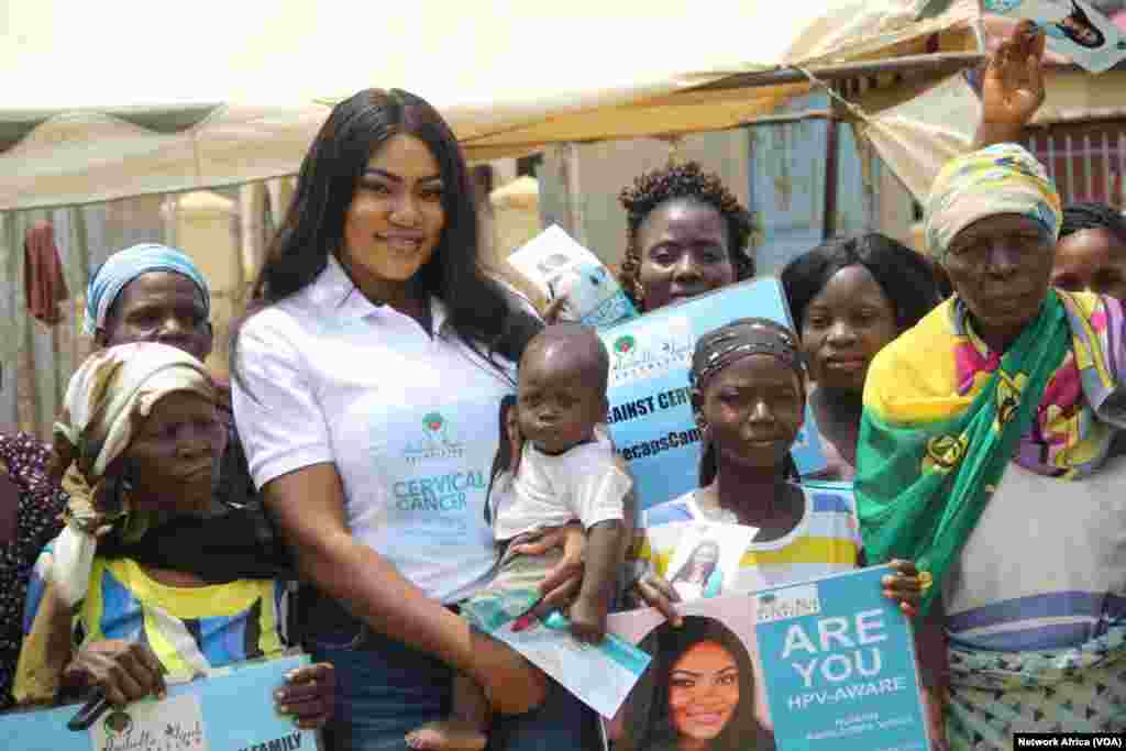 Tsohuwar Sarauniyar Kyau (MBGN), Isabella Ayuk, Ta Dauki Nauyin Yiwa Mata Gwajin Cutar Daji Kyauta A Abuja.