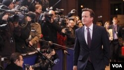 PM Inggris David Cameron menuntut konsesi dalam pertemuan Uni Eropa di Brussels (9/12), yang ditolak oleh Perancis dan Jerman.