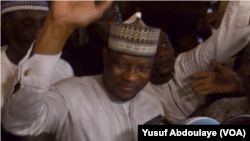 Hama Amadou de retour au Niger le 14 novembre 2019. (Yusuf Abdoulaye /VOA)