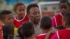Pemain Sepakbola Legendaris Pele Dirawat di Unit Rawat Khusus