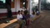 ထွက်ပြေးတိမ်းရှောင်နေရသော ဒေသခံများ 