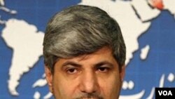 Juru Bicara Kementerian Luar Negeri Iran Ramin Mehmanparast menyampaikan tanggapan negaranya atas kasus membelotnya dua diplomat Iran di Eropa.