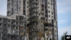 حملات مرگبار روسیه به ساختمان‌های مسکونی در منطقه خارکیف