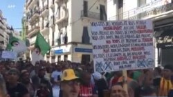 Les Algériens manifestent pour le 28ème vendredi consécutif