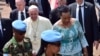 Le pape exhorte les Centrafricains à cultiver la paix