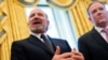 Howard Lutnick, koga je predsjednik SAD Donald Trump nominovao za sekretara za trgovinu, govori u Ovalnoj kancelariji u Bijeloj kući, 14. februar 2025.