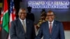 Menteri Pertahanan AS Lloyd Austin dan Menteri Pertahanan Kenya Aden Duale berjabat tangan setelah menandatangani Perjanjian Kerjasama Pertahanan di Nairobi, Kenya 25 September 2023. (REUTERS/Monicah Mwangi)